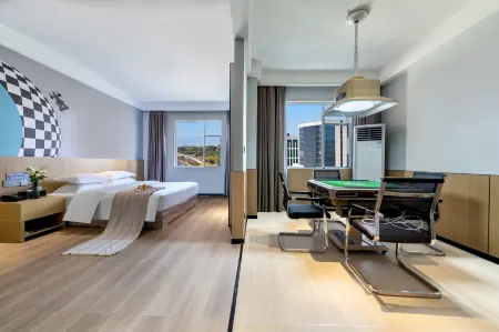 Zhongxiang Kaiden Business Hotel Отели рядом с достопримечательностью «Mochouhu»