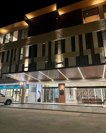 J Hotel Отели рядом с достопримечательностью «Gadong Night Market»