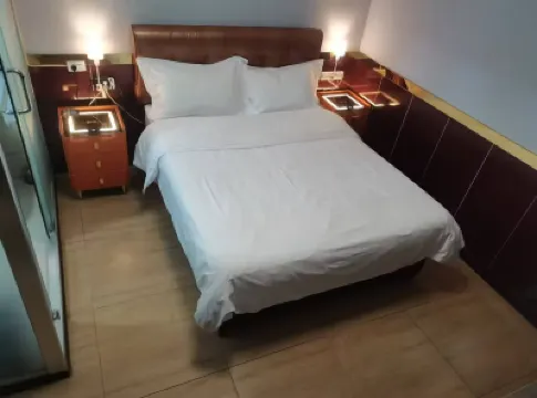 Taiyuan Meijia Express Hôtels à proximité de : Duofu Temple