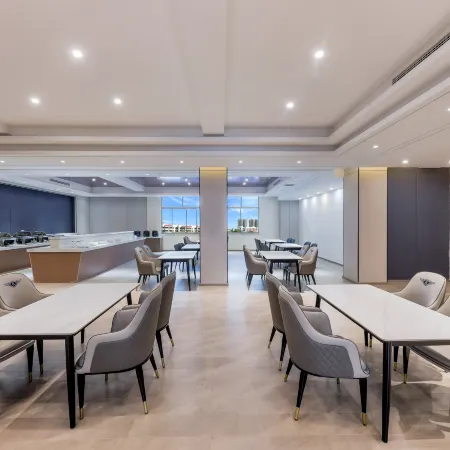 Boyue International Hotel Отели в г. Цзяюгуан