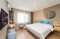 Homeinn Hotel (Holingol Railway Station Chuangye Road) - parking