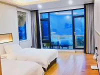 Weixi Fenghe Homestay