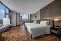 hotel lemarquis