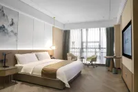 GT LESTON HOTEL