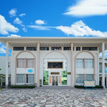 Ronghua · Kangxin Garden (Lingshui People's Hospital Beiwen Road Store)