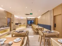 漢庭優佳飯店（廈門植物園白鷺洲路店） 江军祠附近的飯店