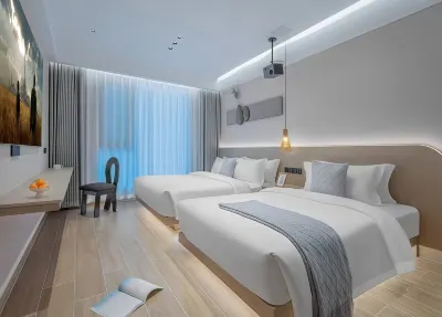 Meizhi Smart Audio-Visual Hotel (Guilin High-Speed Railway North Station)