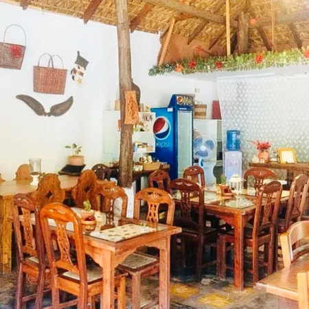 RedDoorz Hostel @ Deomar Hometel & Farm Cafe Vigan Ilocos