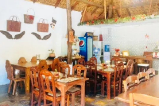 RedDoorz Hostel @ Deomar Hometel & Farm Cafe Vigan Ilocos