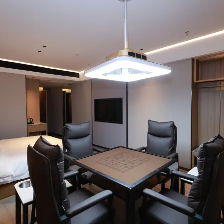 Walton International Hotel (Ganzhou Xinfeng Station Branch)