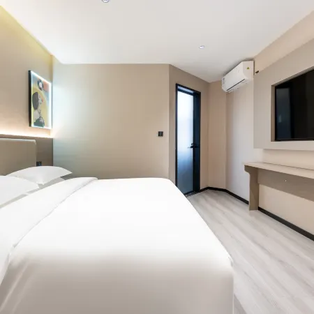 TUKE LIGHT HOTEL