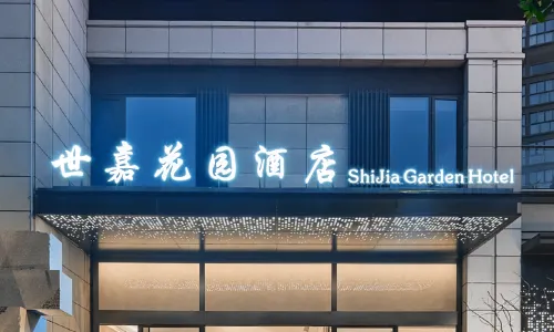 Miyi Family Garden Hotel
