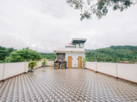 ロボック リバーサイド イン アンド レストラン ロボックのホテル