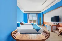 Golden Ocean Azure Hotel