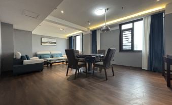 Wansheng Garden Hotel (Xinyang Luoshan Xiya Libao Plaza Branch)