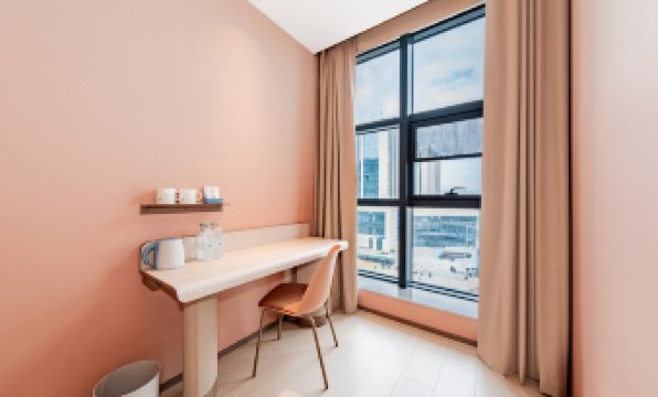 HanTing Hotel (Hohhot East Railway Station)