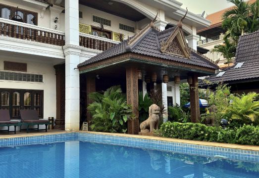 샤이닝 앙코르 부티크 호텔