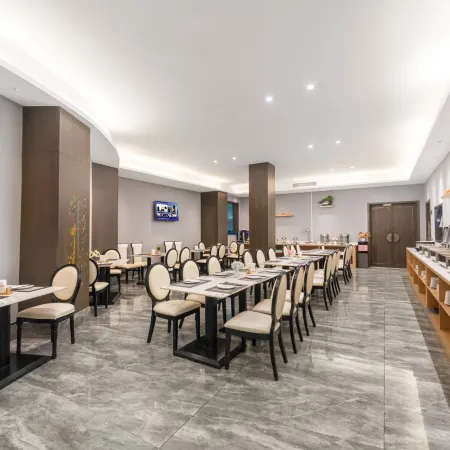 Longdu Realm International Hotel