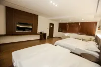 Log Maple Boutique Homestay