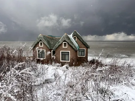 Jinshiyuhai Отели рядом с достопримечательностью «Hai Lv Dao»