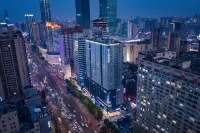 華天精選飯店(長沙五一廣場IFS國金中心店) 長沙理工大學(金盆嶺校區)附近的飯店