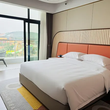 Ziyang Bear Run Hotel