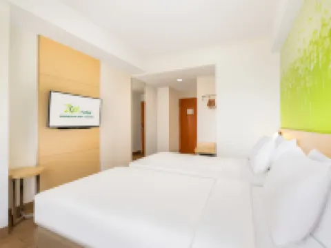 Zest Hotel Harbour Bay Batam Hotels in Batam