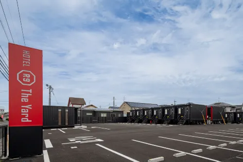 Hotel R9 the Yard Shoo - Parkplatz