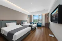 LouHu Hotel (Anshun College Anshun Louhu Ecological Park) - balcony