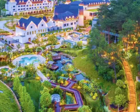 Jingshan Tianmu Hot Spring Hotel Hotels in Jingshan