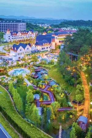 Jingshan Tianmu Hot Spring Hotel