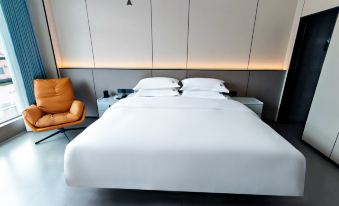 Huayi Smart Hotel