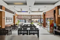 Central Hotel Vang Vieng - Breakfast