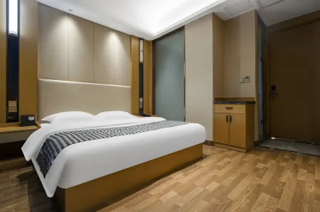 Qifa Business Hotel (Fengjie High Speed Railway Station Branch) Отели рядом со станцией Fengjie Railway Station