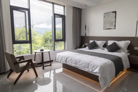 FuXianHuChengQing B&B