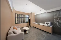 i Electronic Sports Hotel