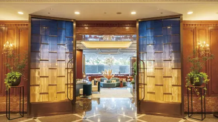 Hotel Springs Makuhari Premier Отели рядом с достопримечательностью «Kanda University of International Studies»