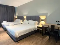 Amigo Hotel Hotels near Miri Airport