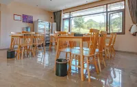 Youcheng Hotel (Anlong Zhaodi Scenic Area)