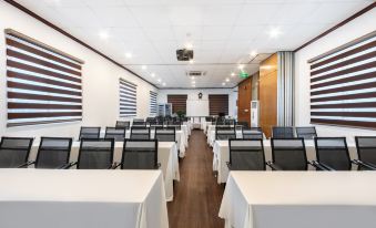 A25 Hotel - 12 Ngo Sy Lien
