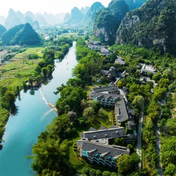 廣悦華陽朔河畔度假酒店（十里畫廊遇龍河店） 鄰近圖騰古道景區的酒店