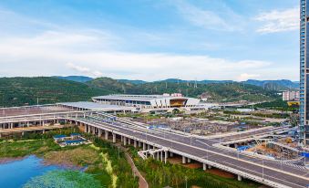 Sailavi Hotel (Kunming High Speed Railway South Station Branch)