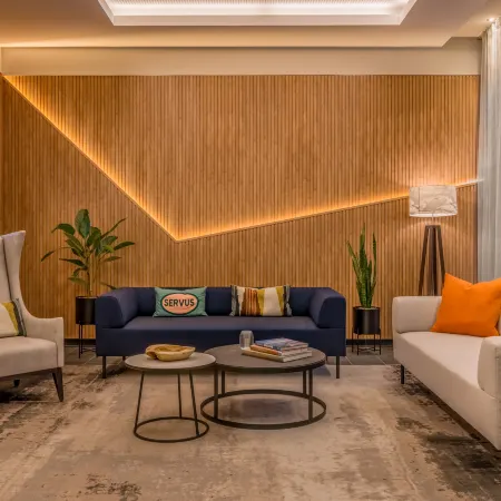 Courtyard by Marriott Munich City Center Отели рядом с достопримечательностью «Конференц-центр Munich Workstyle»