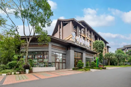 Yibianque Hotel in Emei Mountain Отели рядом со станцией Emei Railway Station