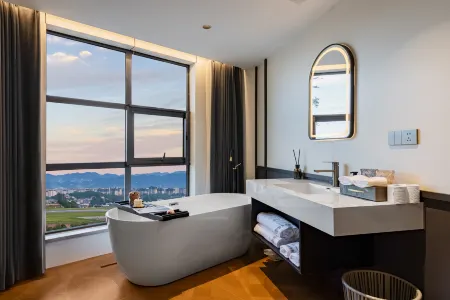 Poyue Mansion Hotel Отели рядом с достопримечательностью «Shinan Ancient City»