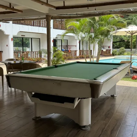 Alona Vida Beach Hill Resort