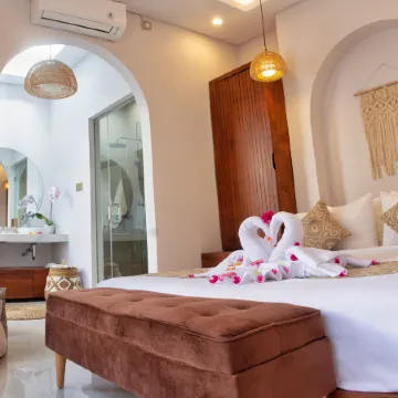 Maithala Villa & Living