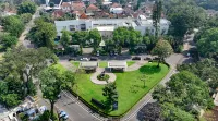 The Shalimar Boutique Hotel Hotels near Malang Train Station