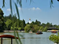 Home Inn Pebble Hotel (Yangzhou University - Slender West Lake Scenic Area Branch) - 2-نجوم