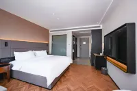 ELONGme Hotel a High-tech Development Zone